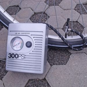 Mini Kompressor Autokompressor 12V (B-Ware)