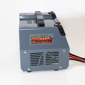 Batterie Ladeger�t mit Starthilfe