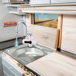 Mauk digitaler Wasserhahn mit integriertem Durchlauferhitzer und